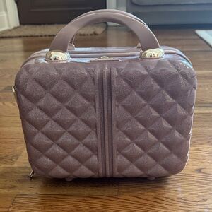 Triforce hard side makeup case